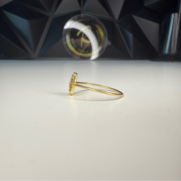 Original Aristocrazy Solid 18K Yellow Gold Ring with 0.32 cts Diamonds - Picture 9 of 15